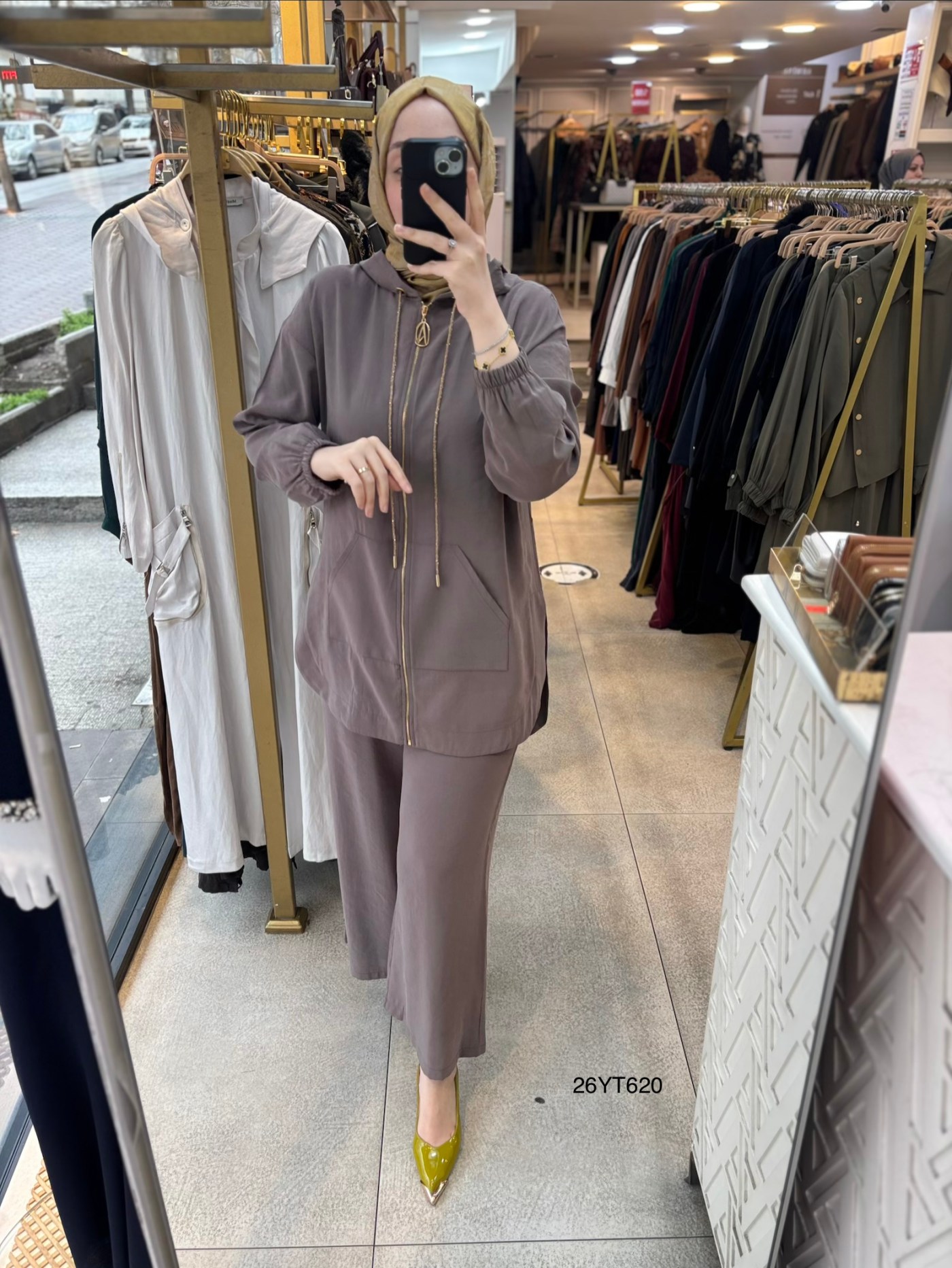 26YT620 Önden Fermuarlı Kapüşonlu Spor Takım