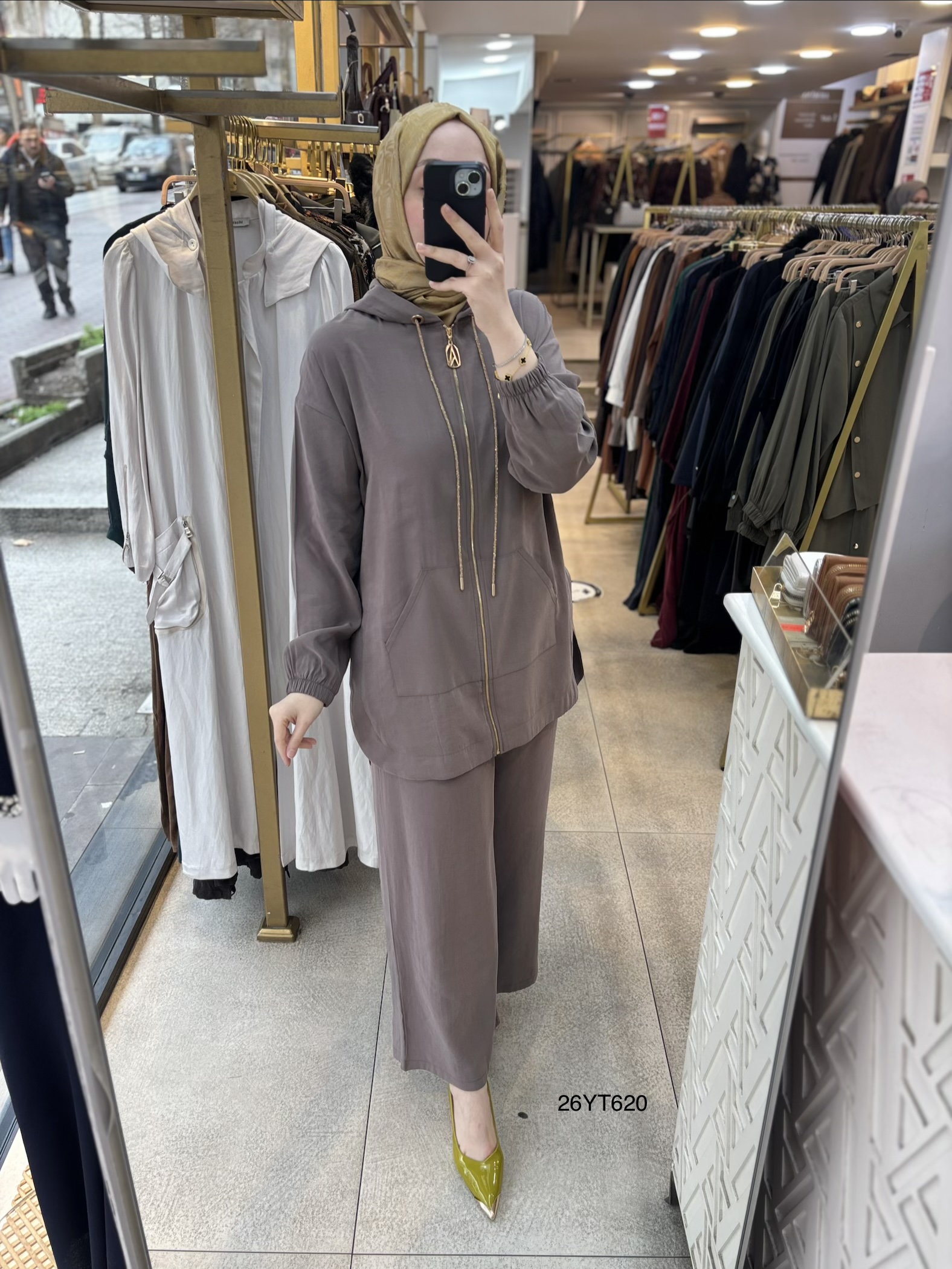 26YT620 Önden Fermuarlı Kapüşonlu Spor Takım - Görsel 10