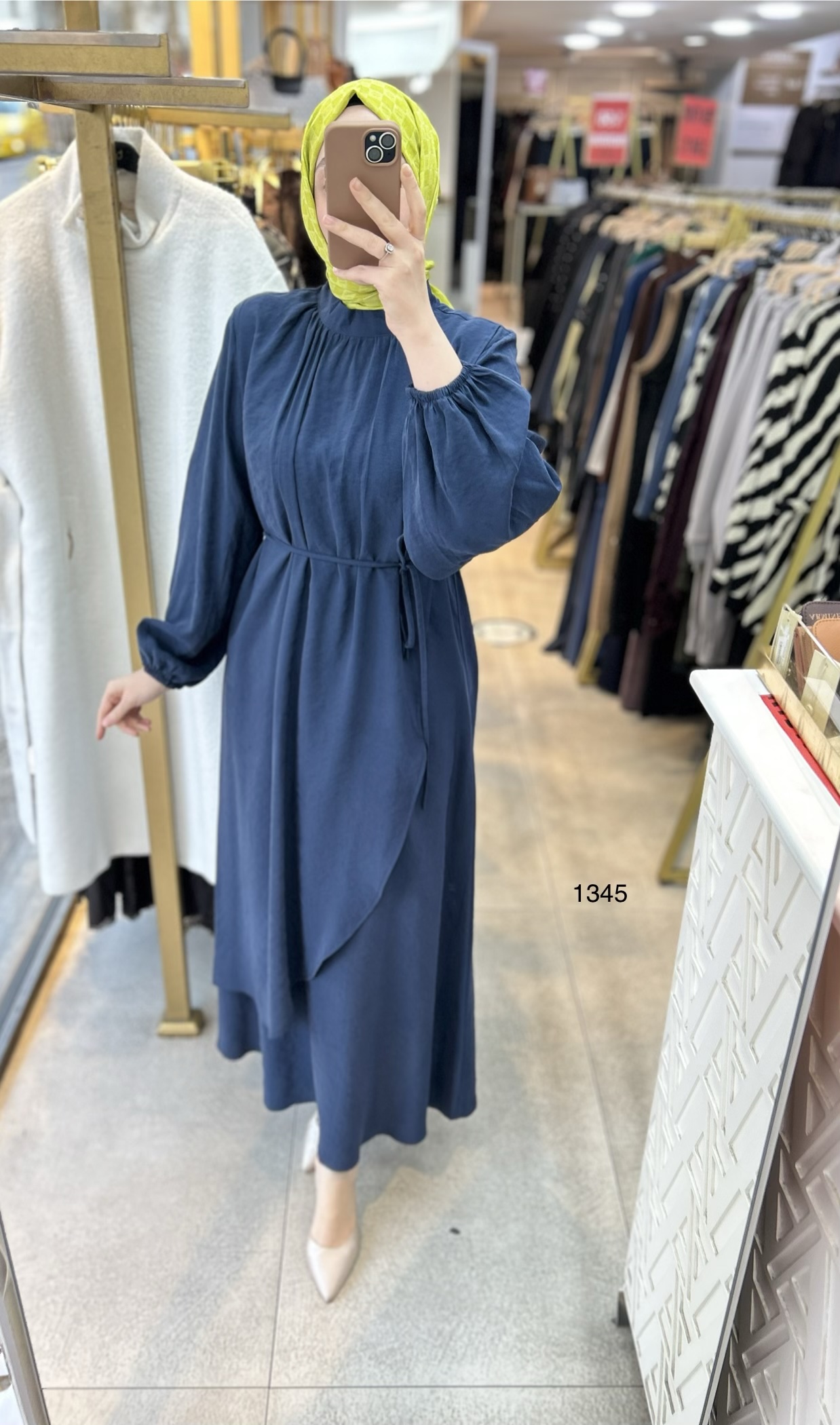 1345 Asimetrik Kesim Elbise