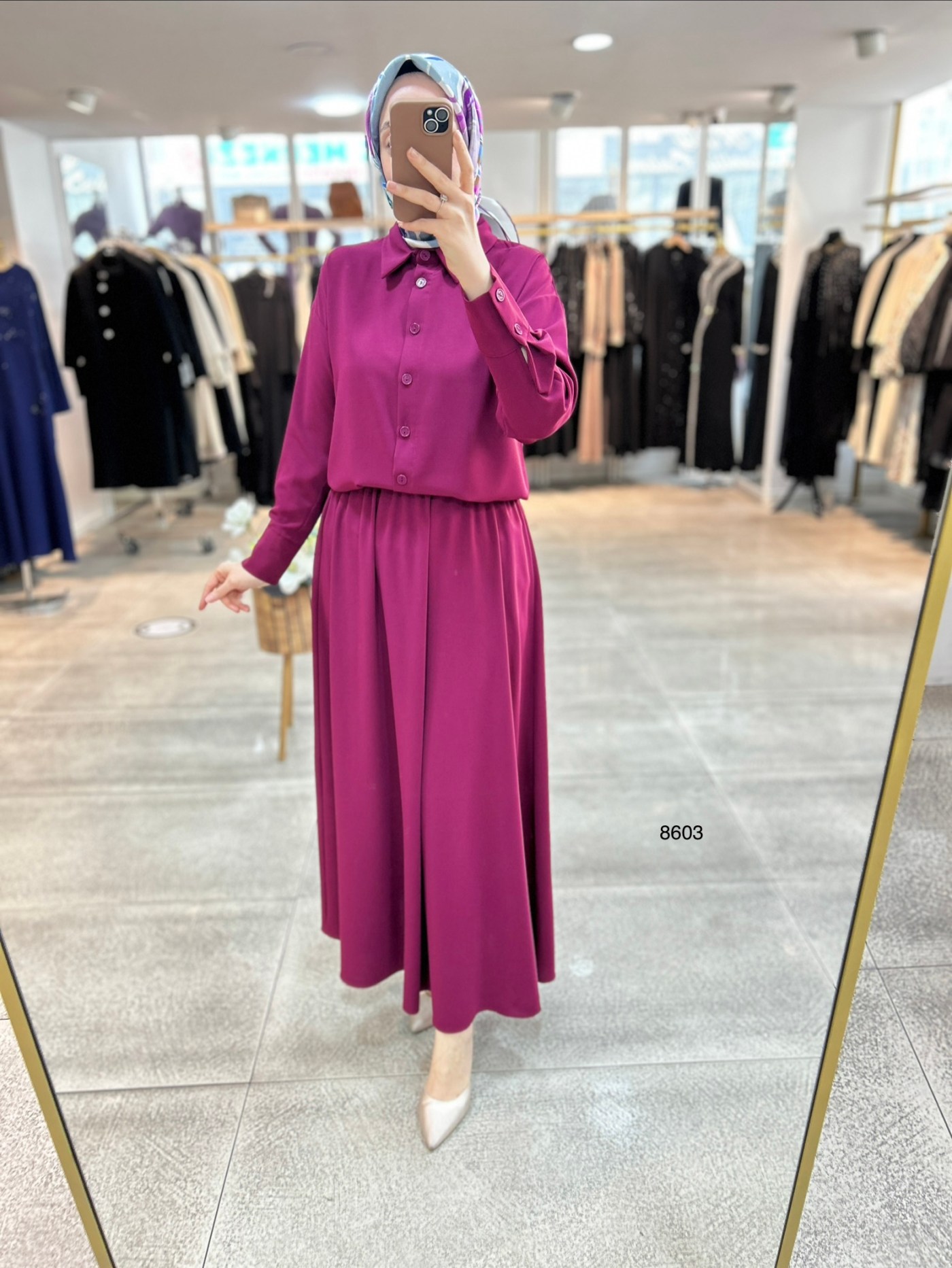 8603 Düğme Detaylı Etekli Takım