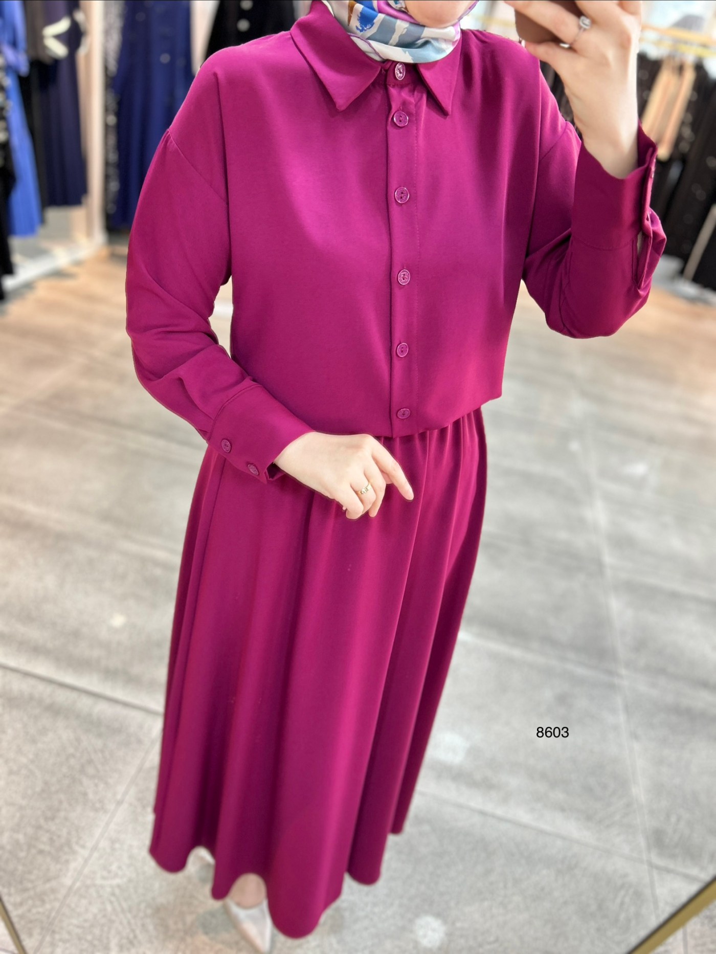 8603 Düğme Detaylı Etekli Takım