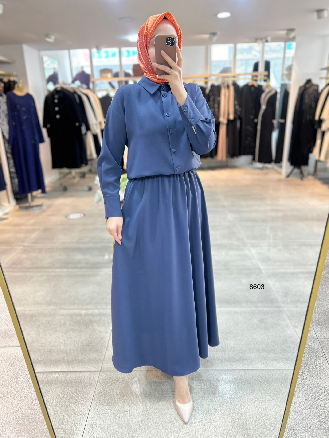 8603 Düğme Detaylı Etekli Takım