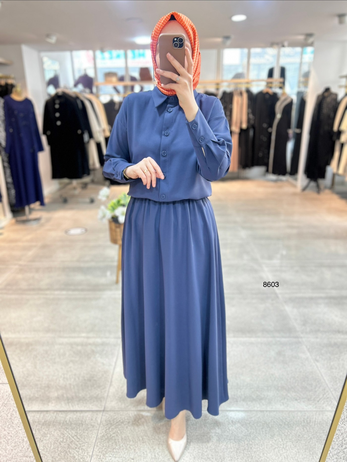 8603 Düğme Detaylı Etekli Takım