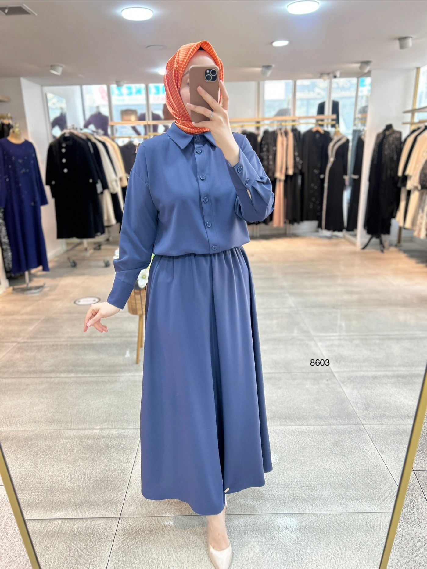 8603 Düğme Detaylı Etekli Takım