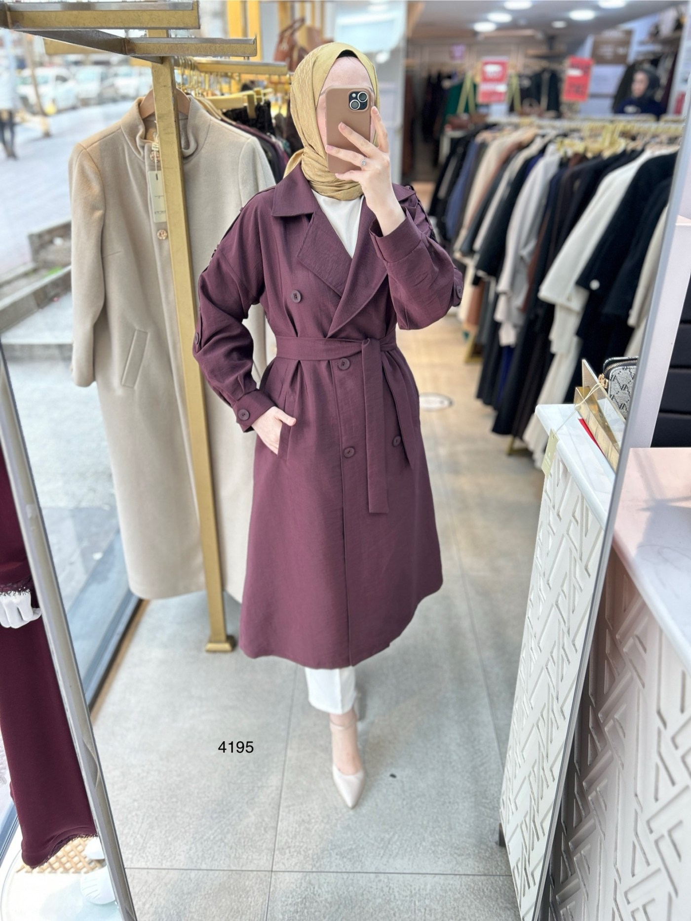 4195 Kolları Kemer Detaylı Trenç