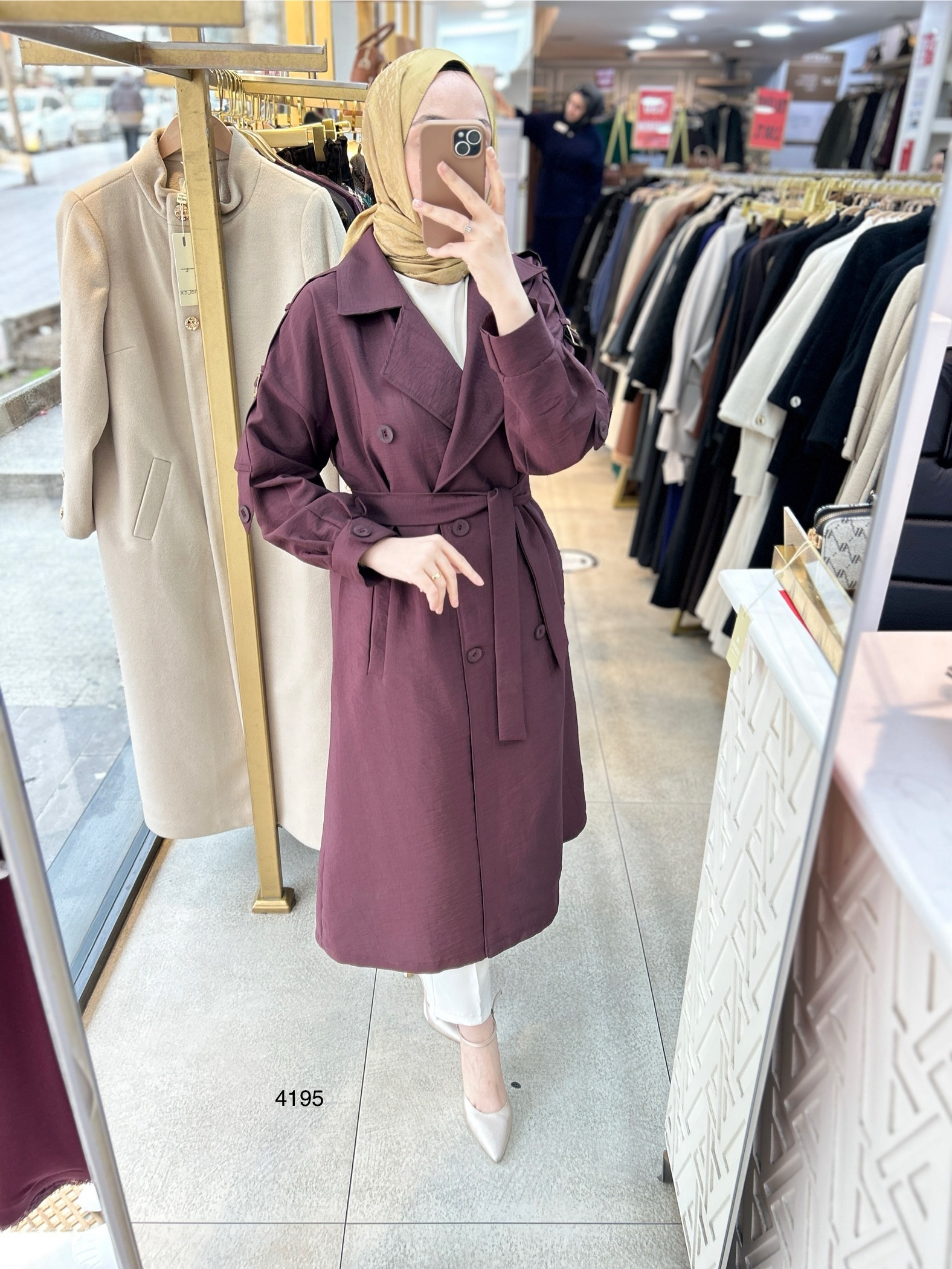 4195 Kolları Kemer Detaylı Trenç - Görsel 2