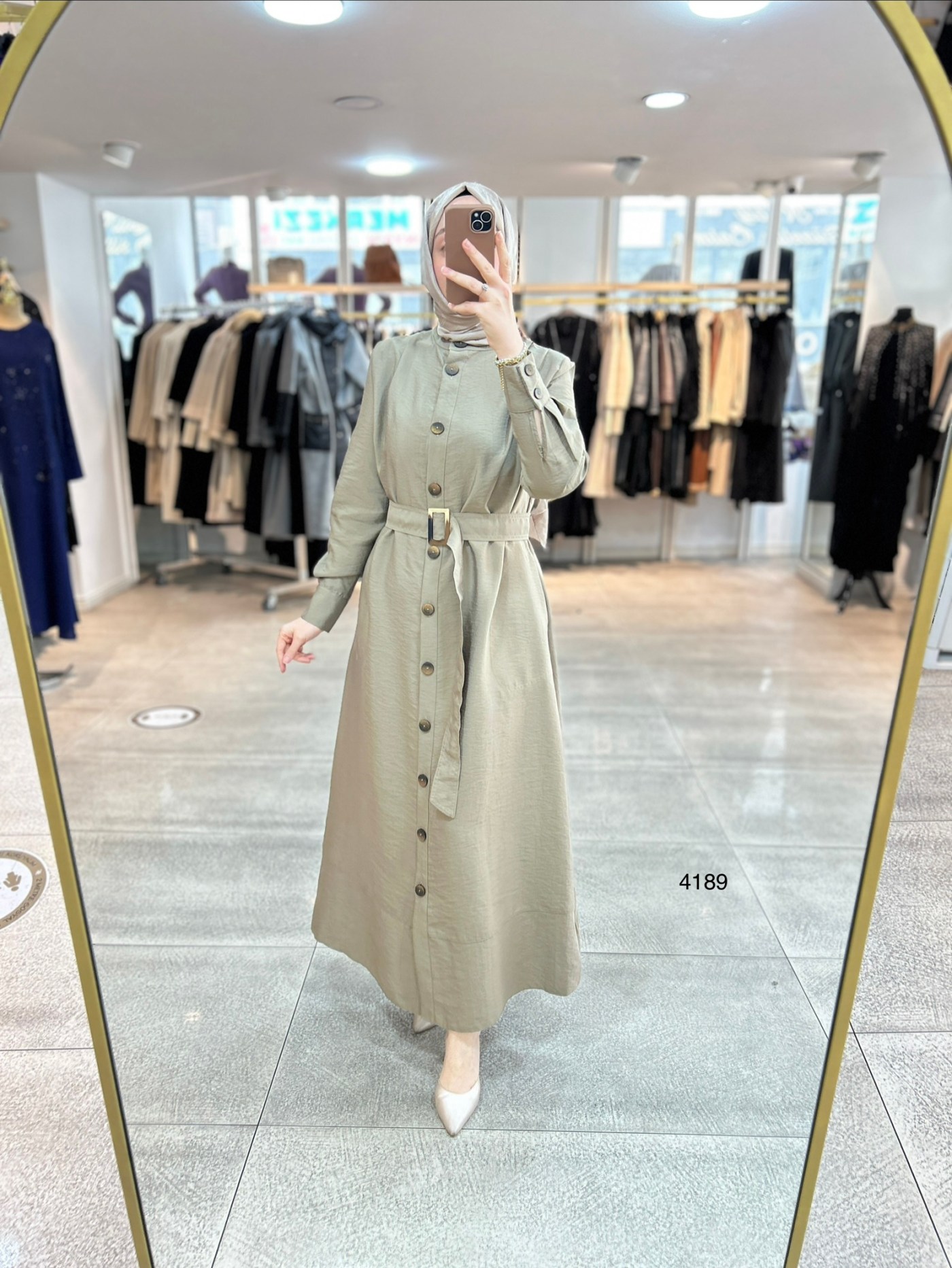 4189 Düğmeli Boydan Elbise