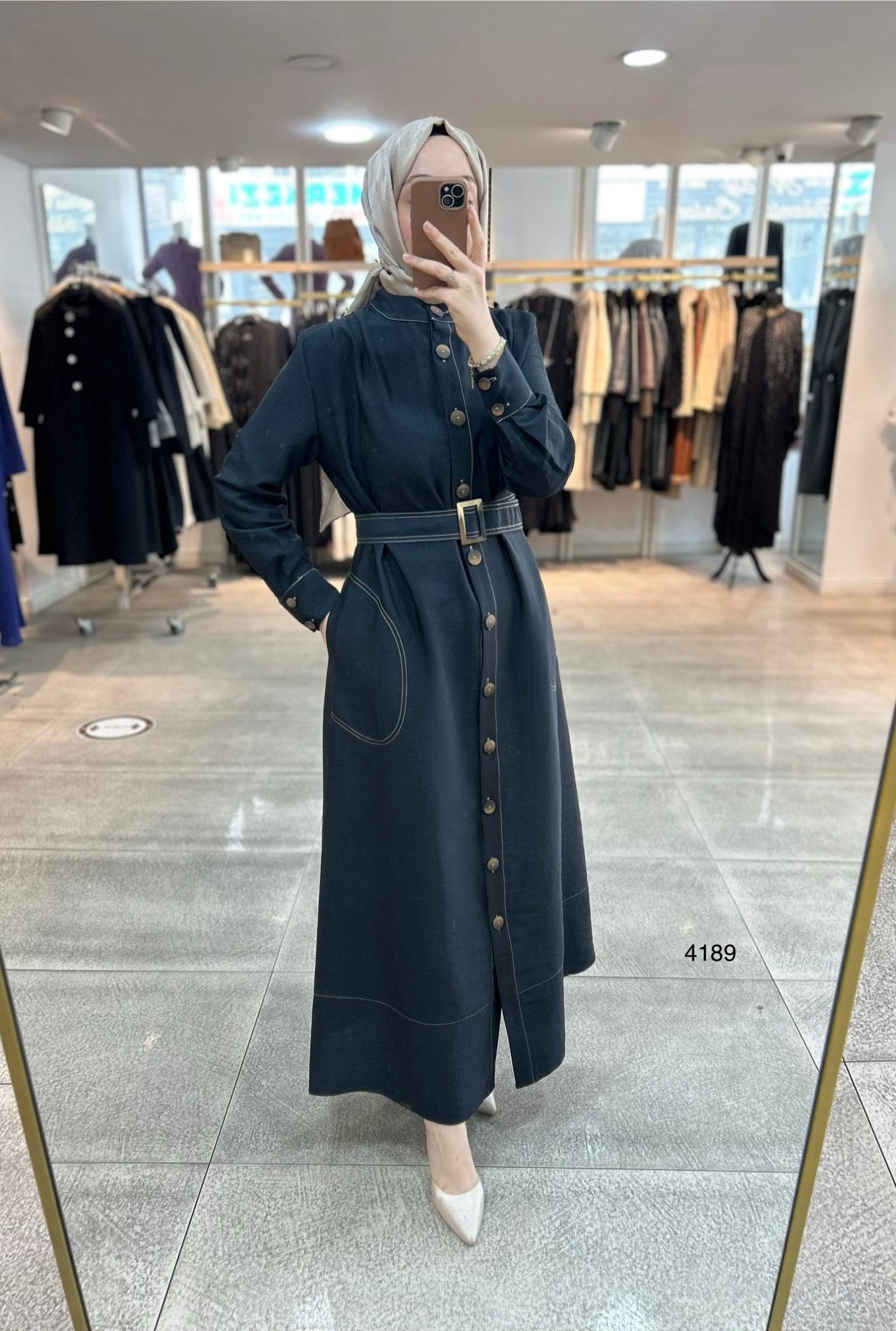 4189 Düğmeli Boydan Elbise