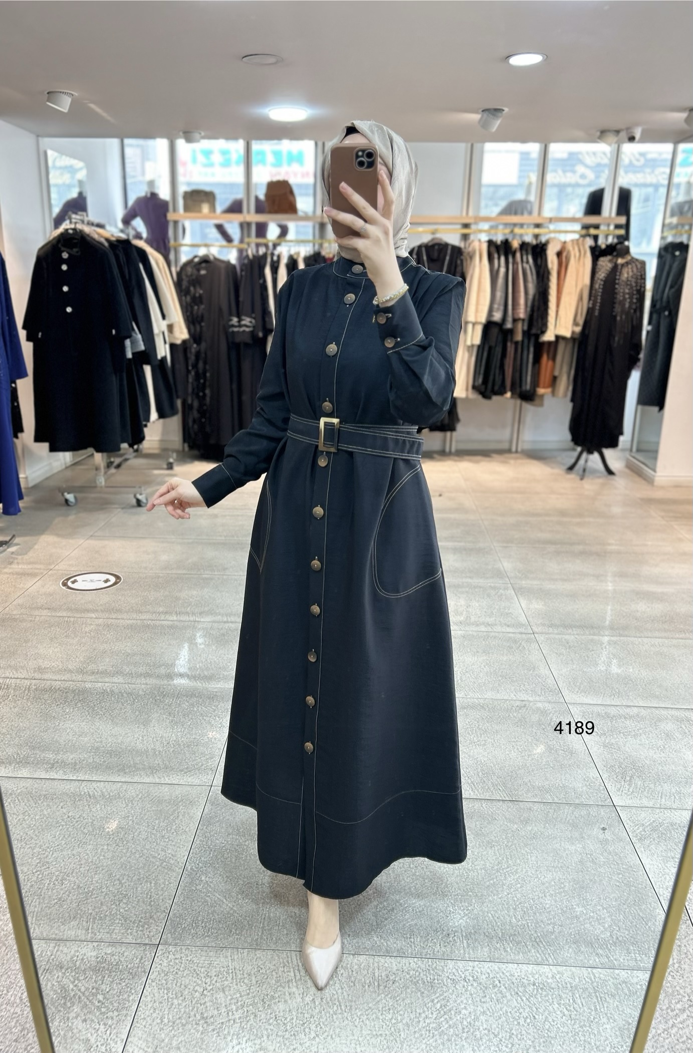 4189 Düğmeli Boydan Elbise