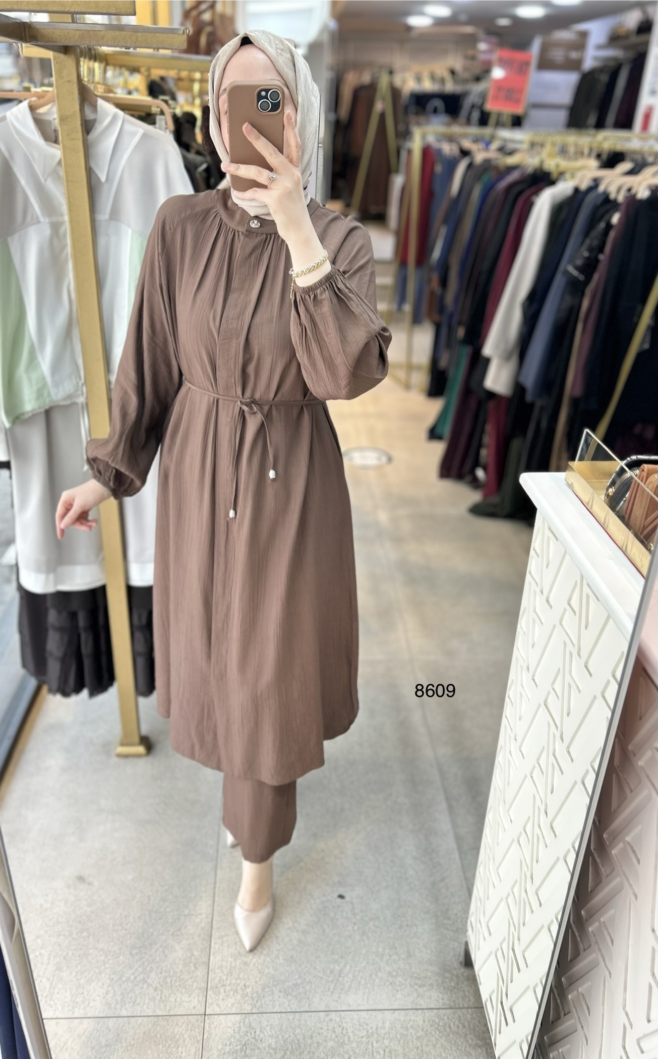 8609 Düğmeli Kemerli Takım