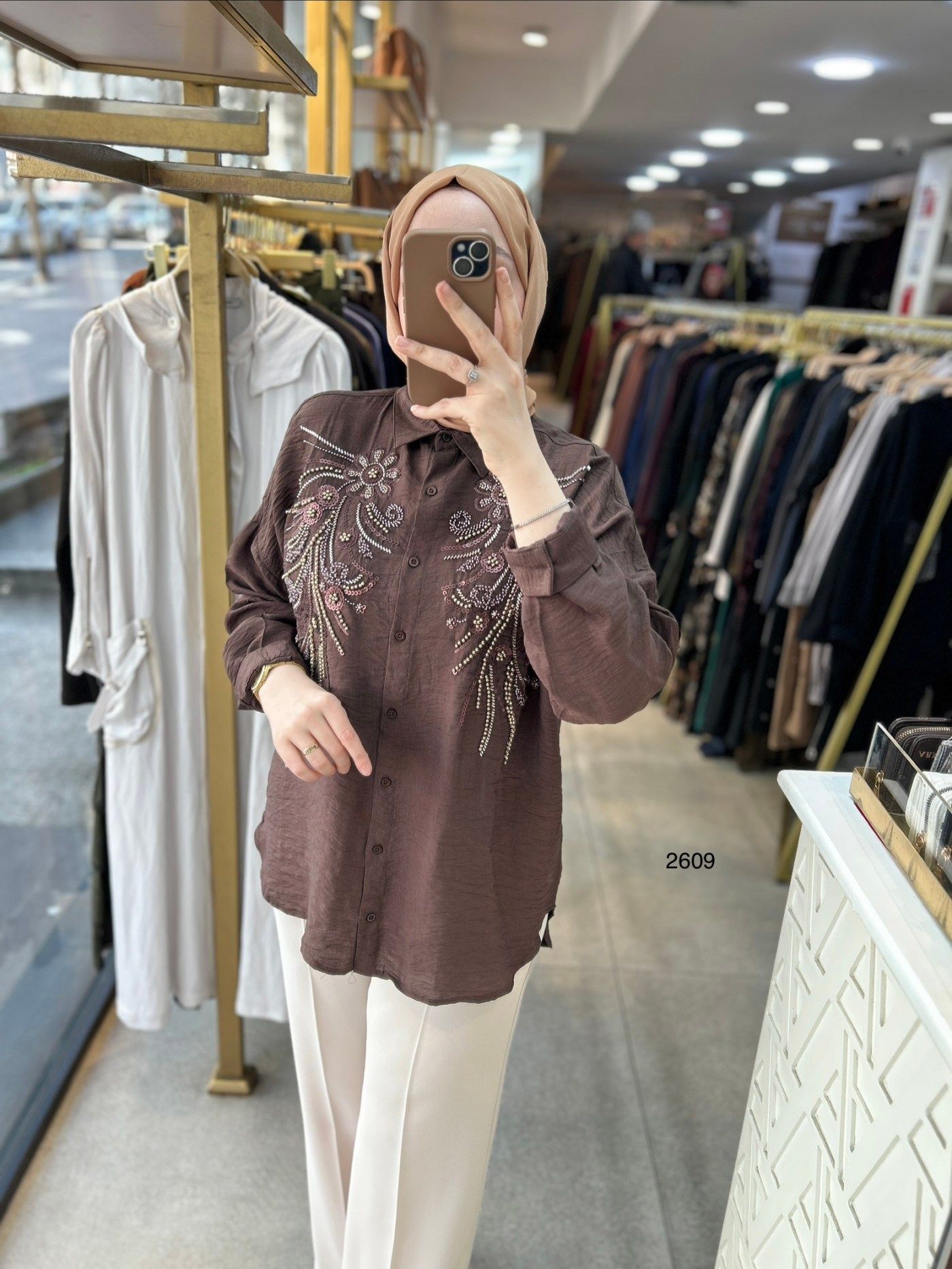 2609 Önü İşleme Detaylı Gömlek