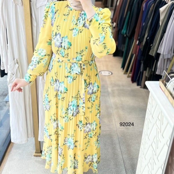 92024 Çiçek Desenli Piliseli Elbise - Görsel 7