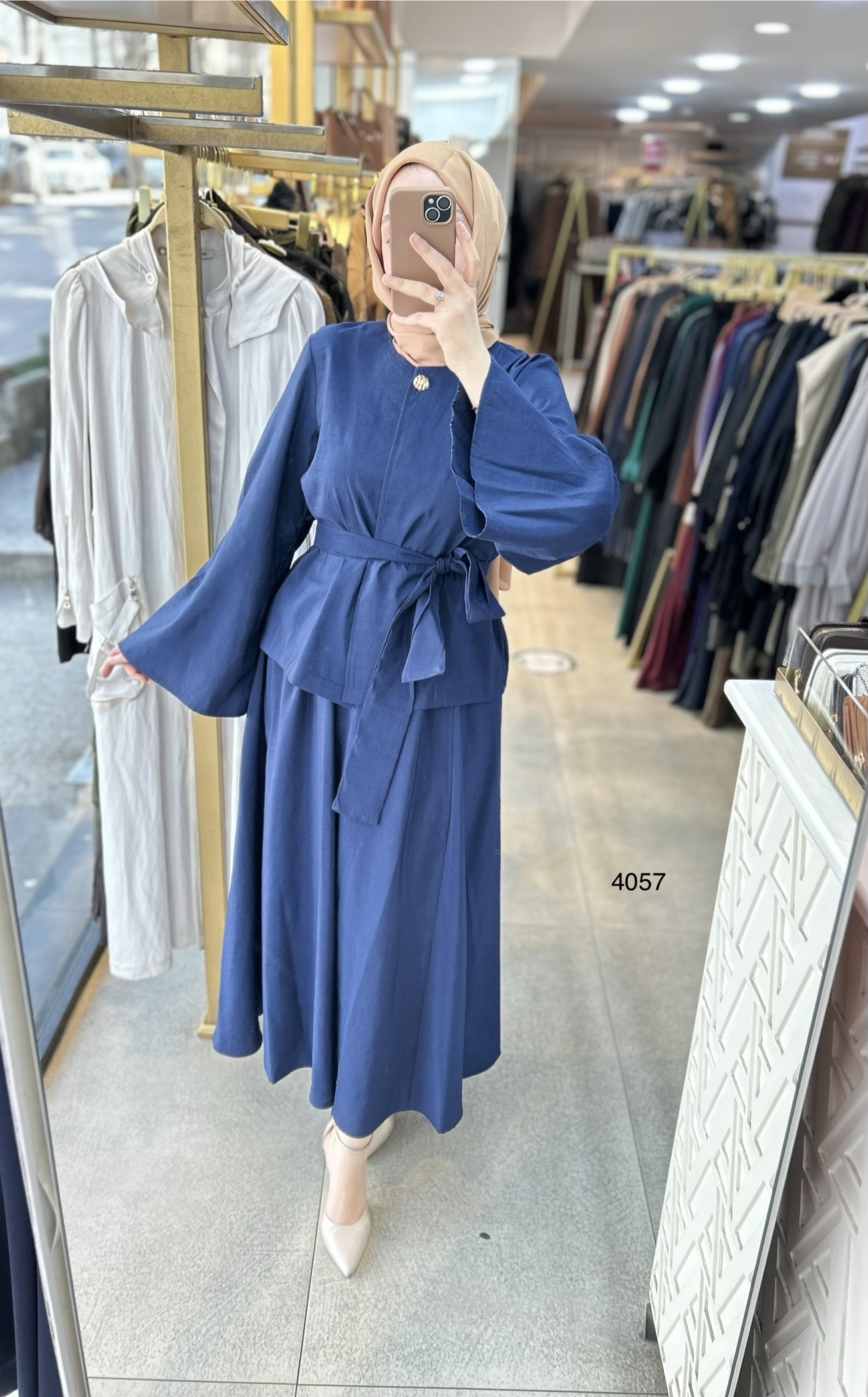 4057 Yarasa Kol Etekli Takım