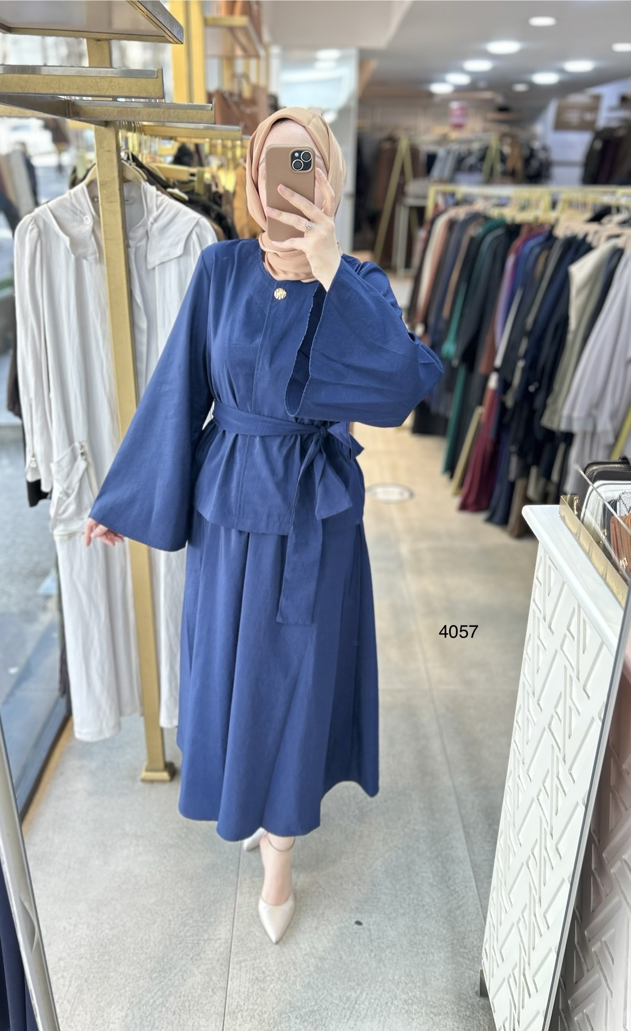 4057 Yarasa Kol Etekli Takım