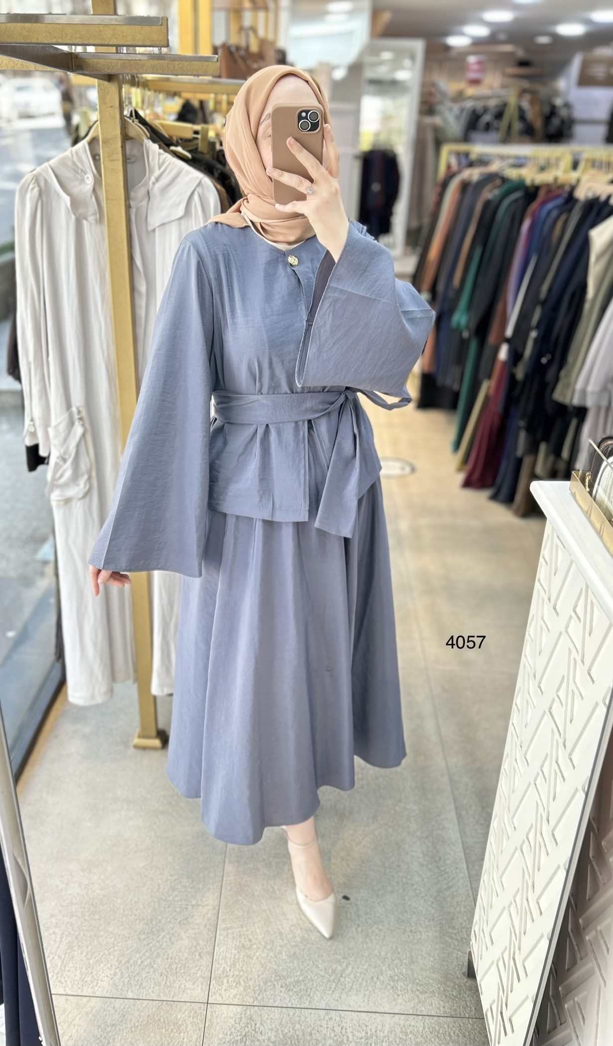 4057 Yarasa Kol Etekli Takım