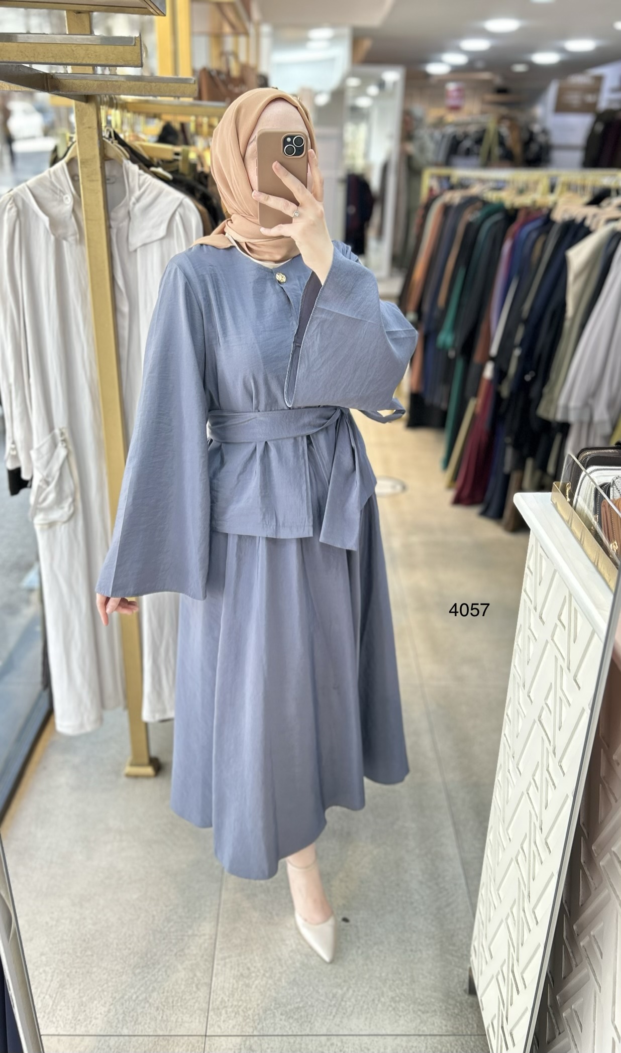 4057 Yarasa Kol Etekli Takım