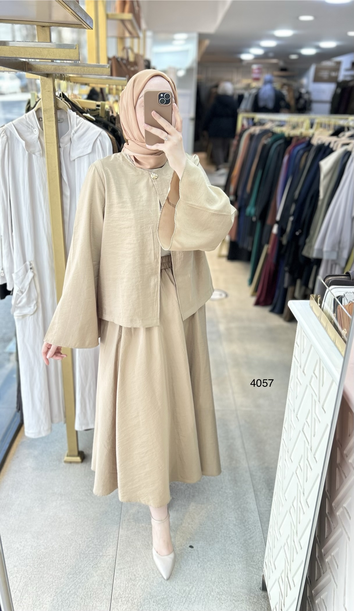 4057 Yarasa Kol Etekli Takım