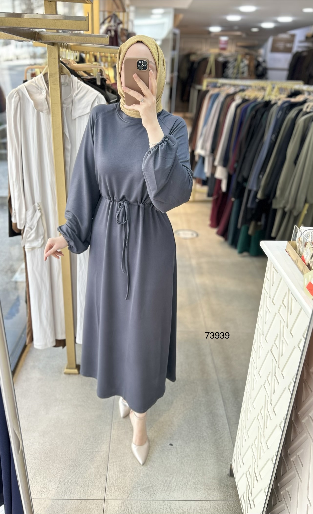 73939 Belden Bağlamalı Elbise