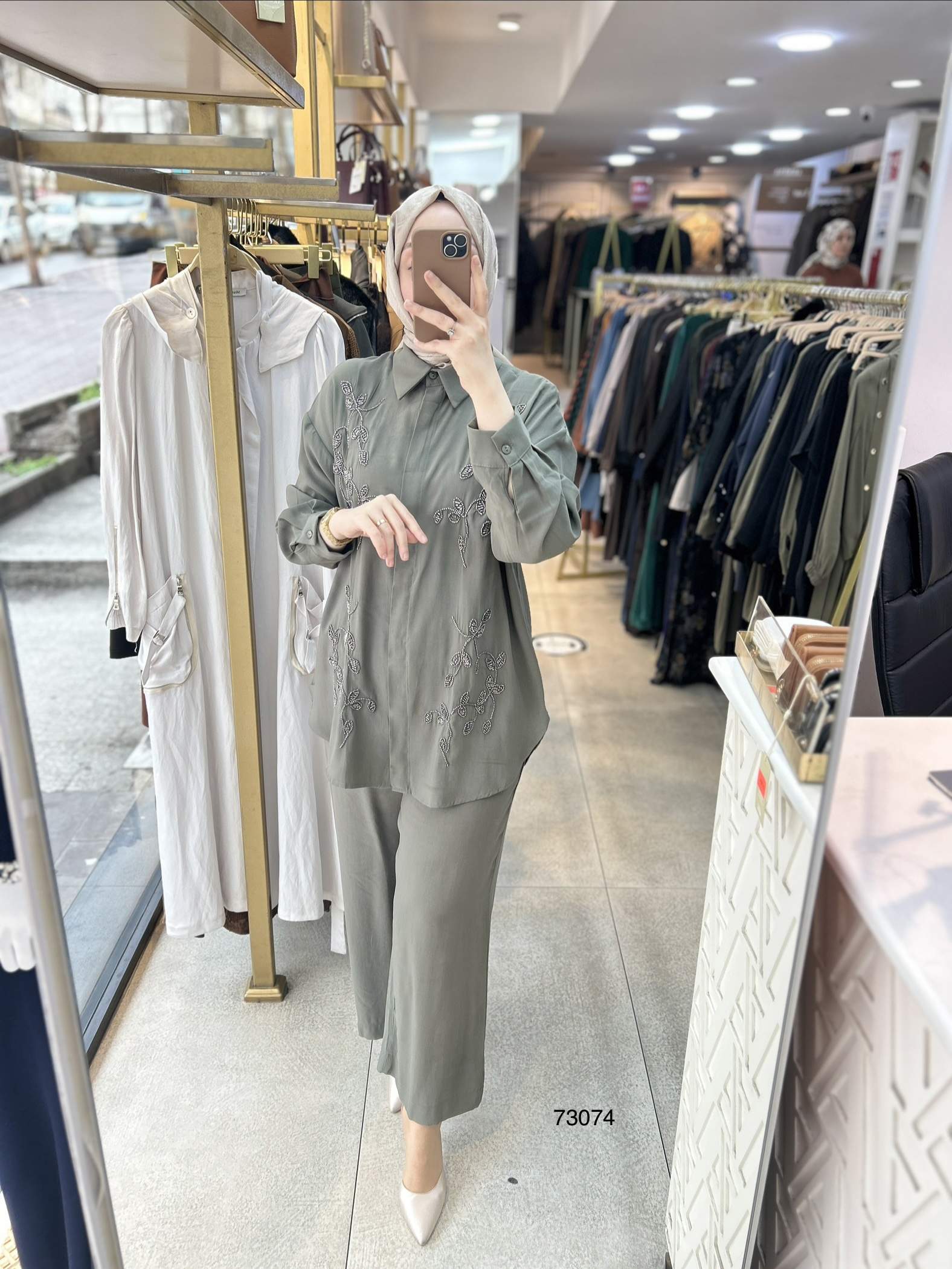 73074 Taş İşlemeli  Takım - Görsel 9