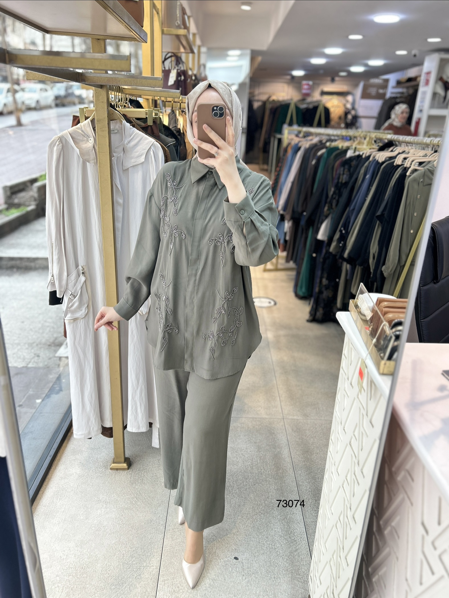 73074 Taş İşlemeli  Takım - Görsel 8