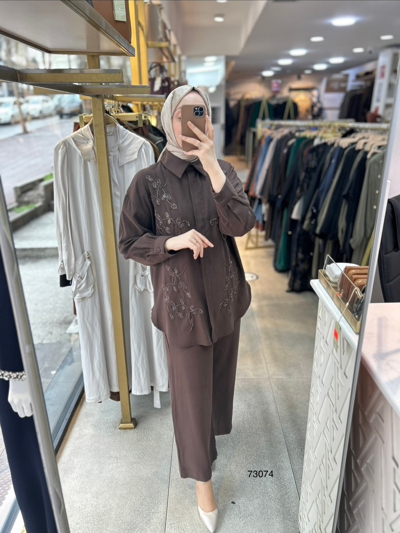 73074 Taş İşlemeli  Takım