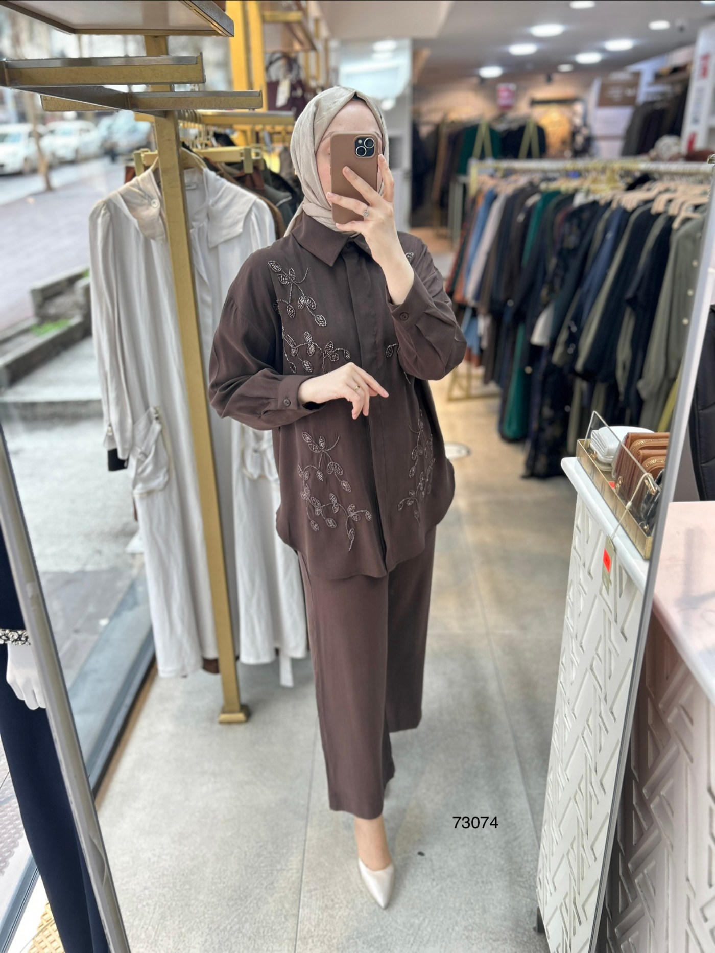 73074 Taş İşlemeli  Takım