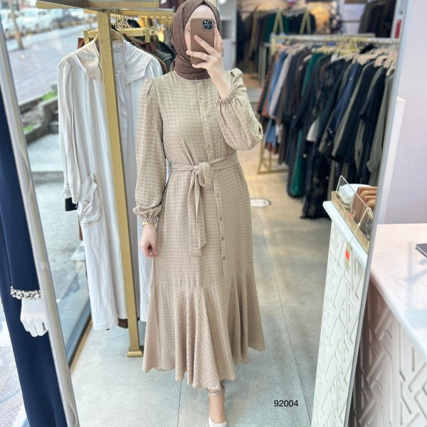 92004 Gofre Kumaş Kemerli Elbise - Görsel 4