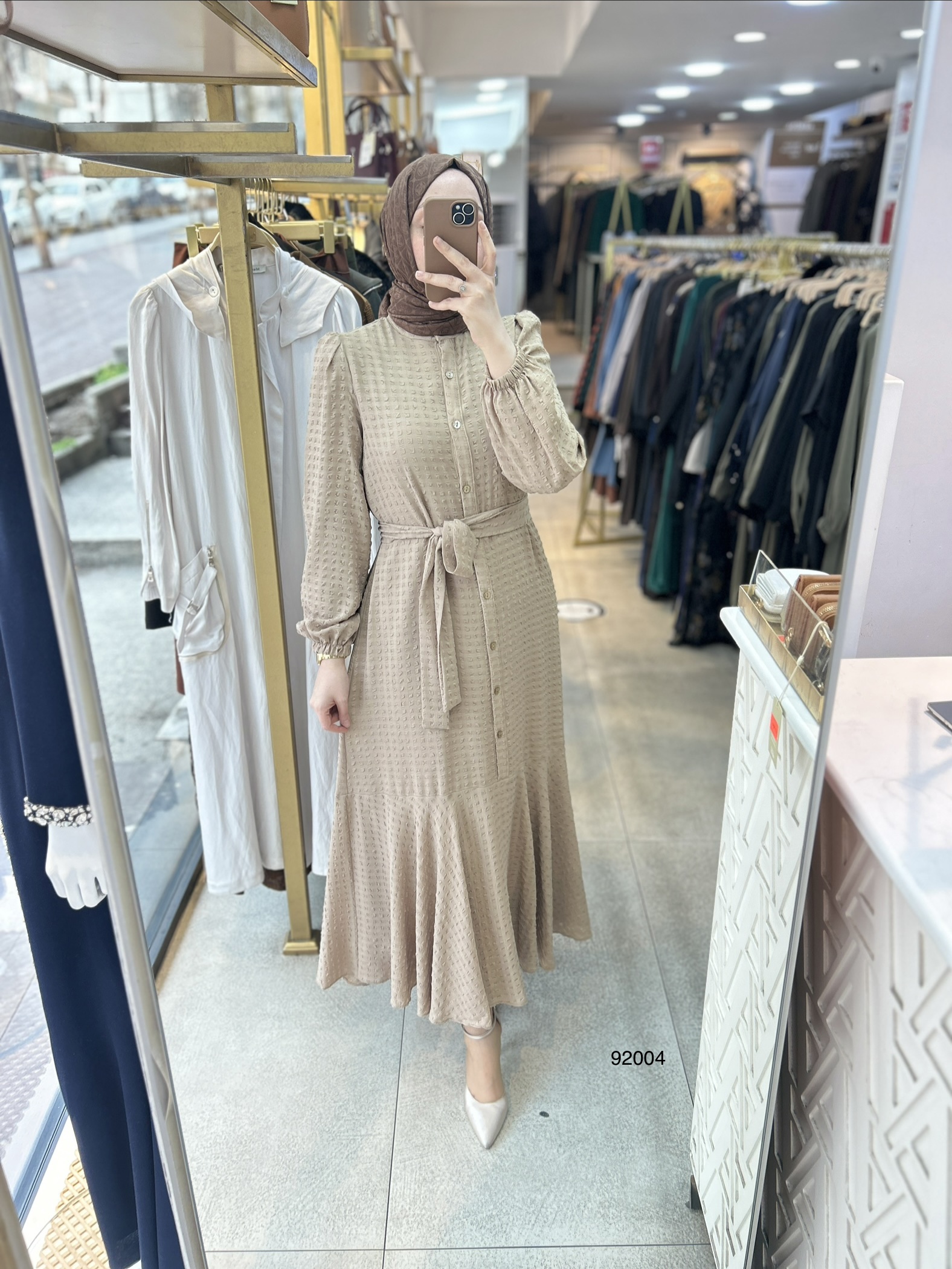 92004 Gofre Kumaş Kemerli Elbise - Görsel 4