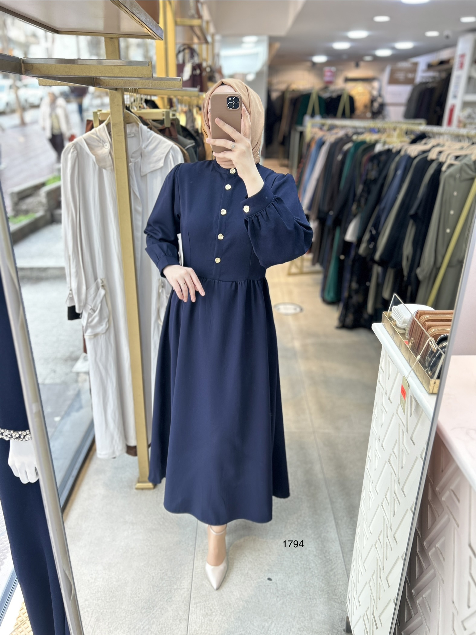 1794 Düğme Detaylı İçli Dışlı Elbise - Görsel 6