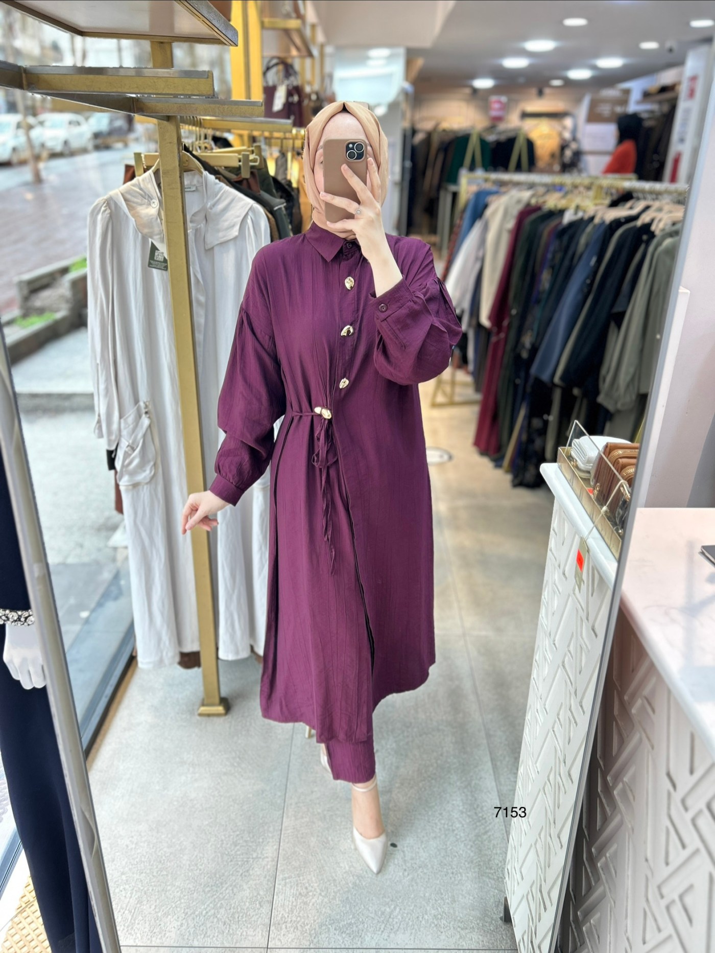 7153  Düğme Detaylı Belden Bağlamalı Takım