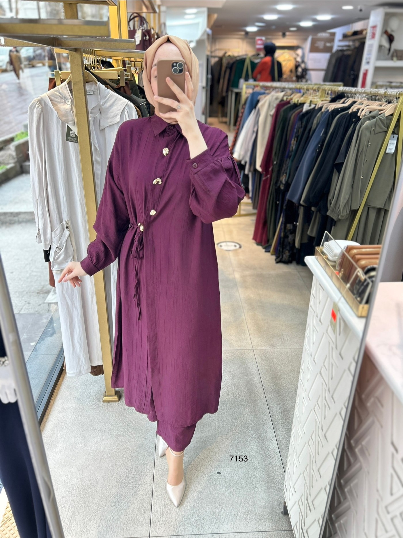 7153  Düğme Detaylı Belden Bağlamalı Takım