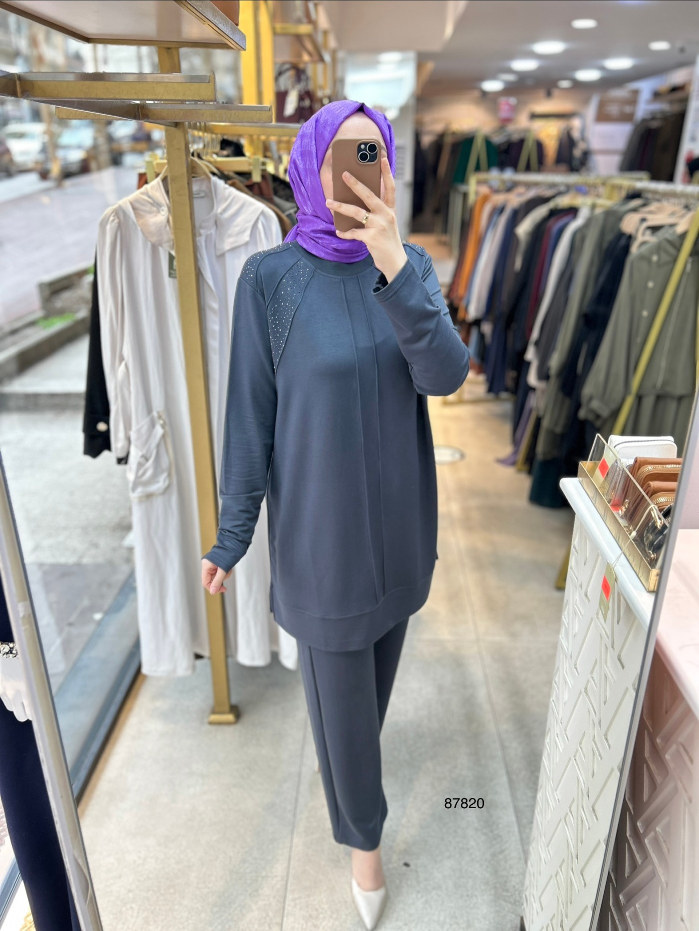 87820 Taş Detaylı Takım