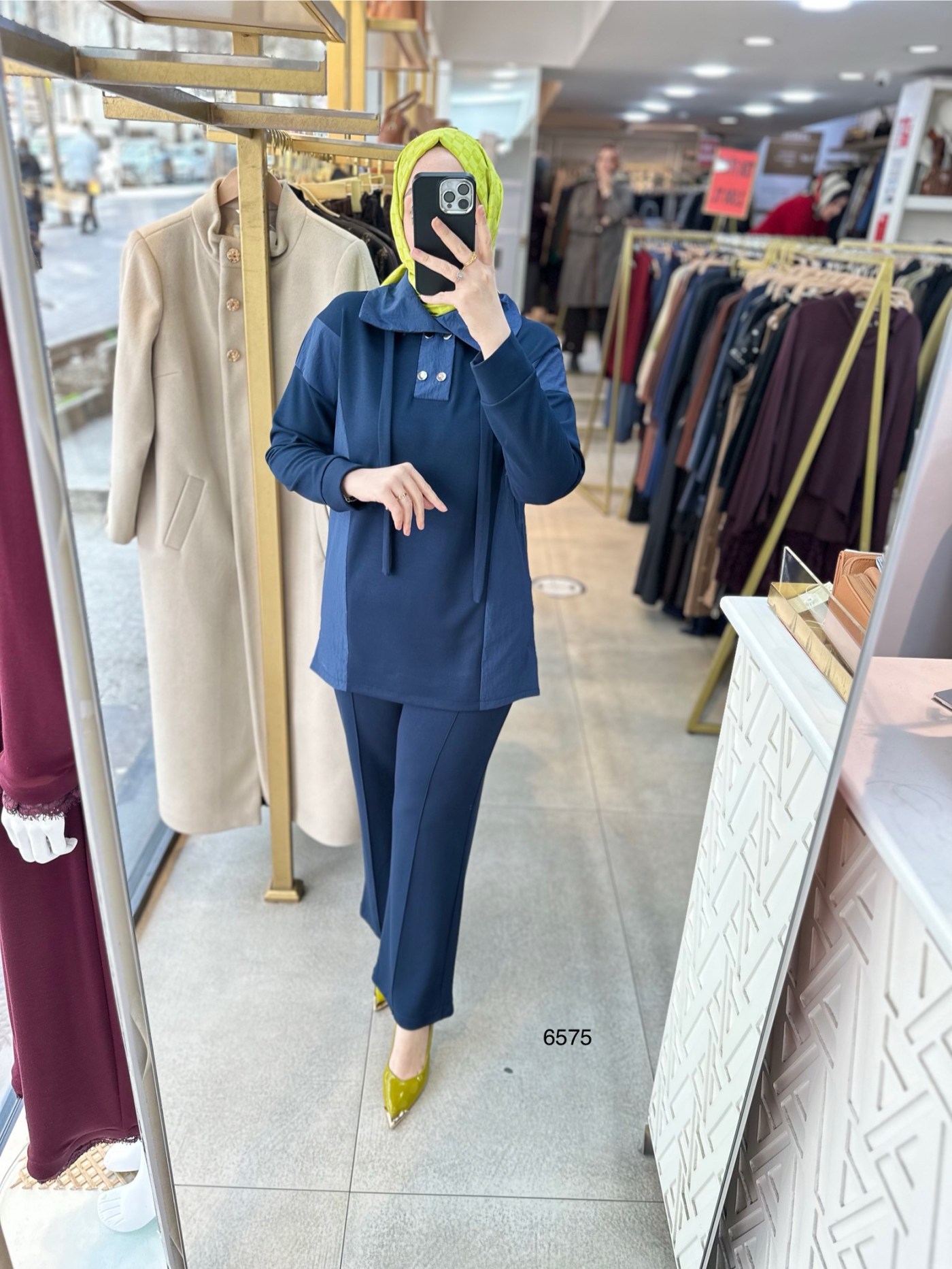 6575 Gömlek Yaka Spor Takım