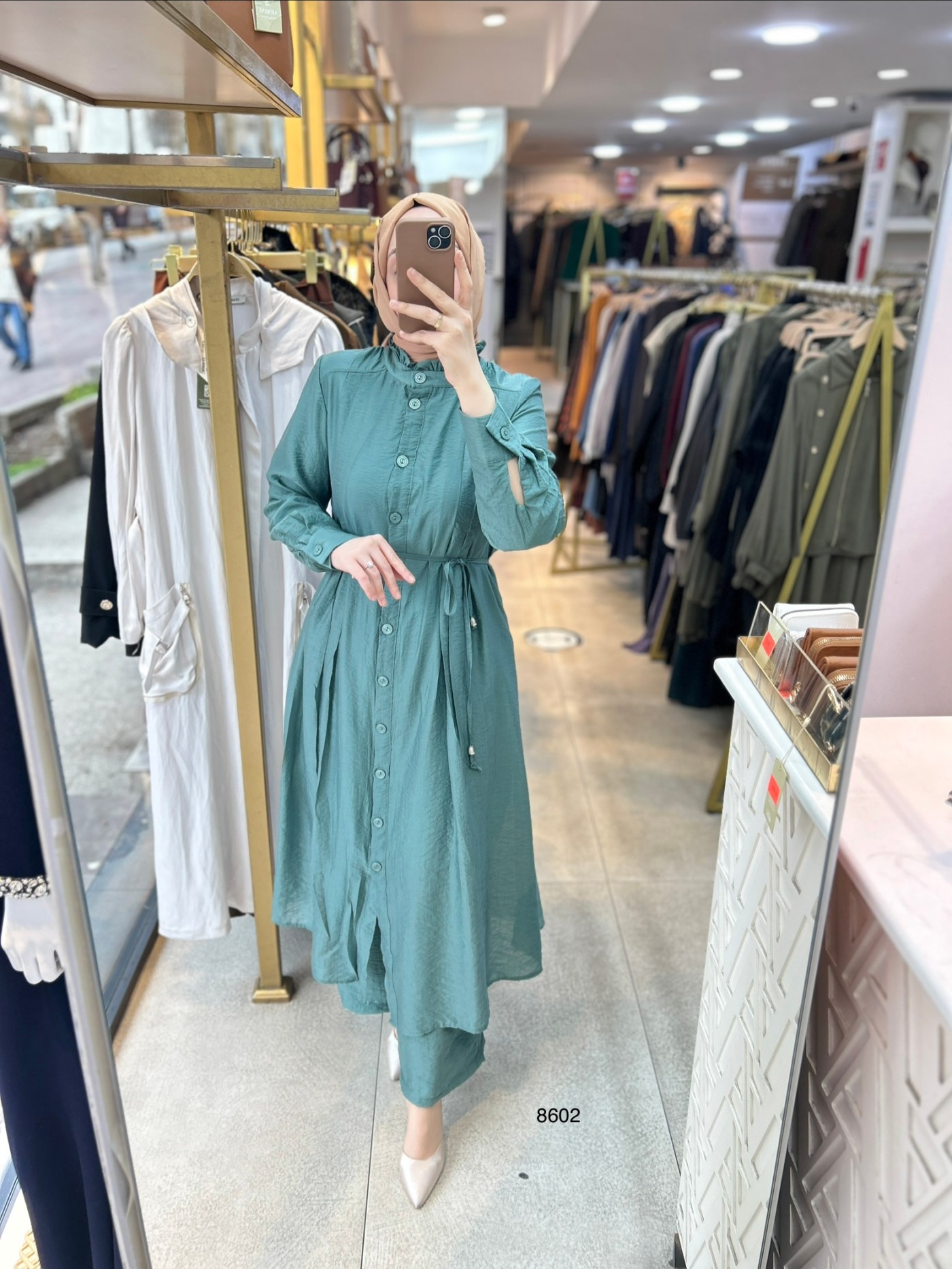 8602 Vual Kumaş Kemerli Takım