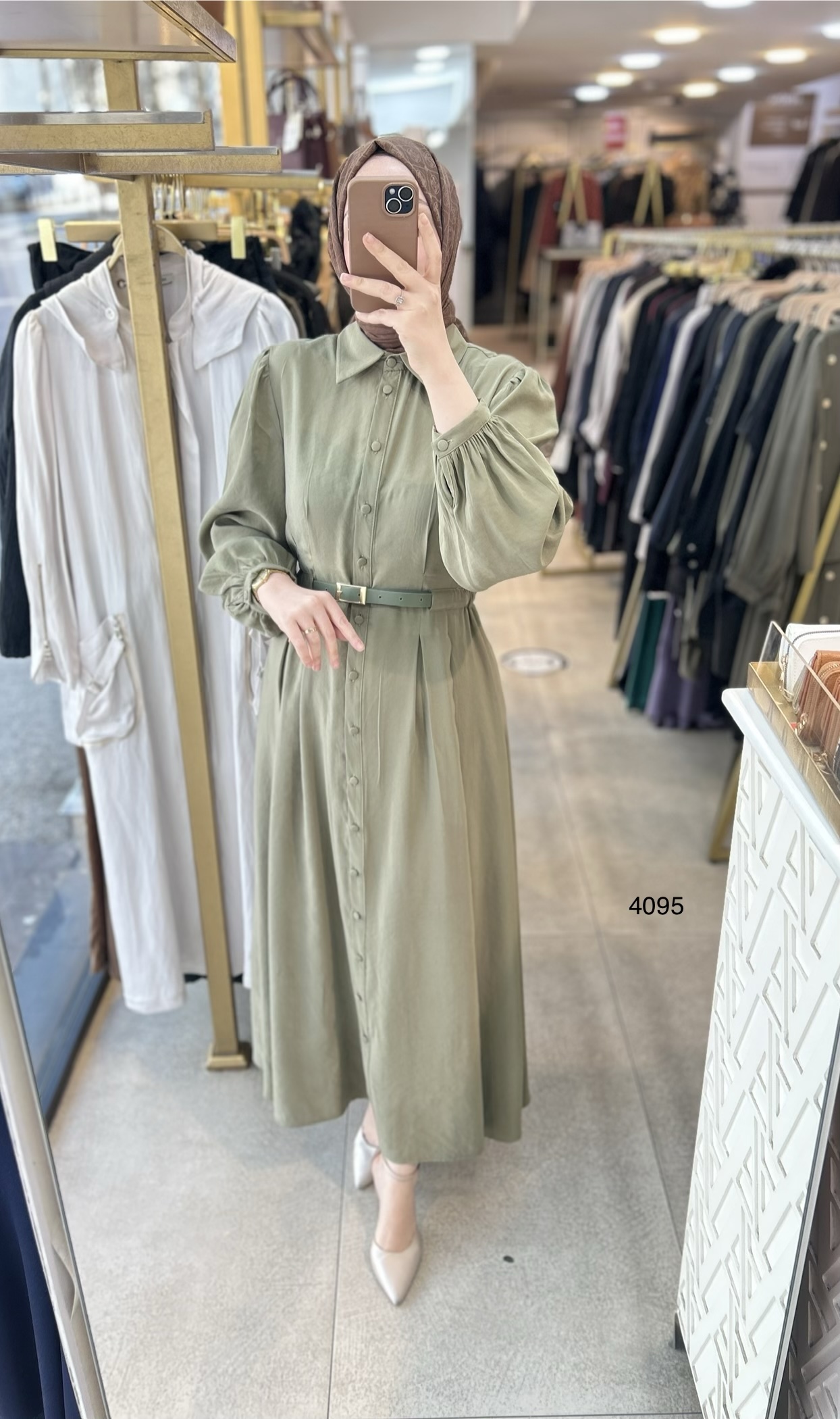 4095 Gömlek Yaka Boydan Düğmeli Kemerli Elbise