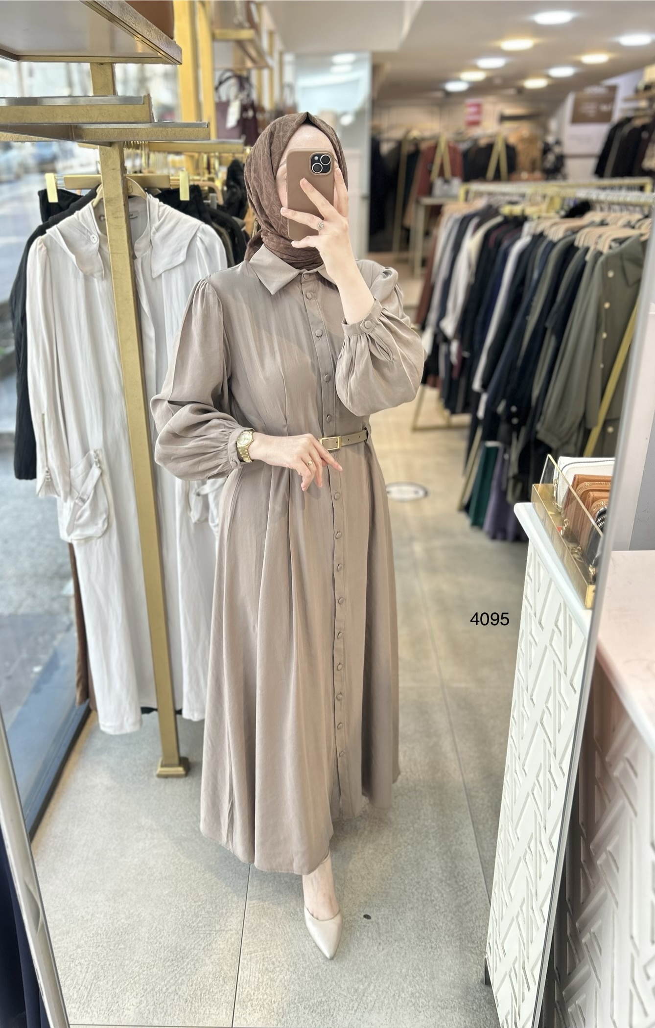 4095 Gömlek Yaka Boydan Düğmeli Kemerli Elbise