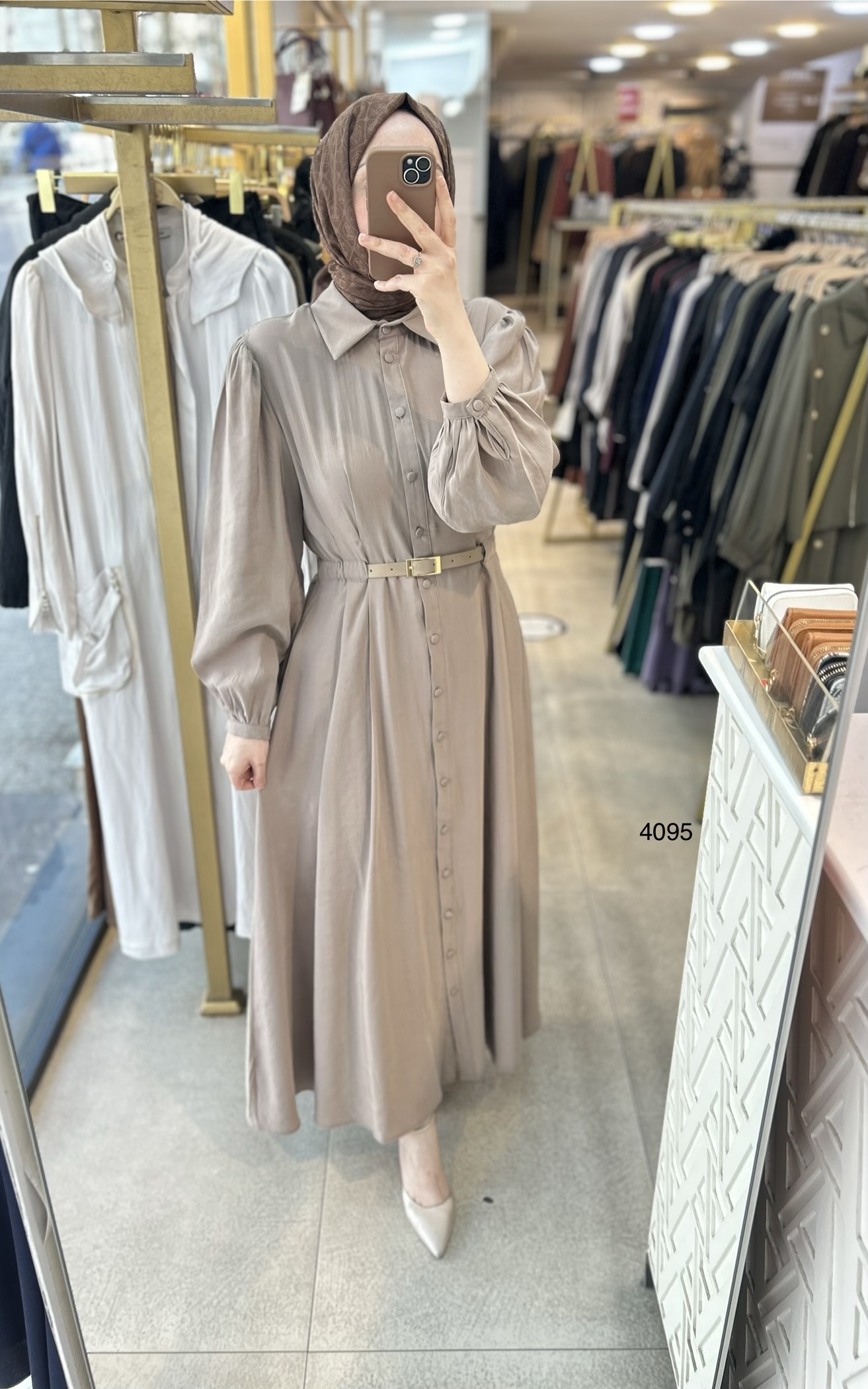 4095 Gömlek Yaka Boydan Düğmeli Kemerli Elbise