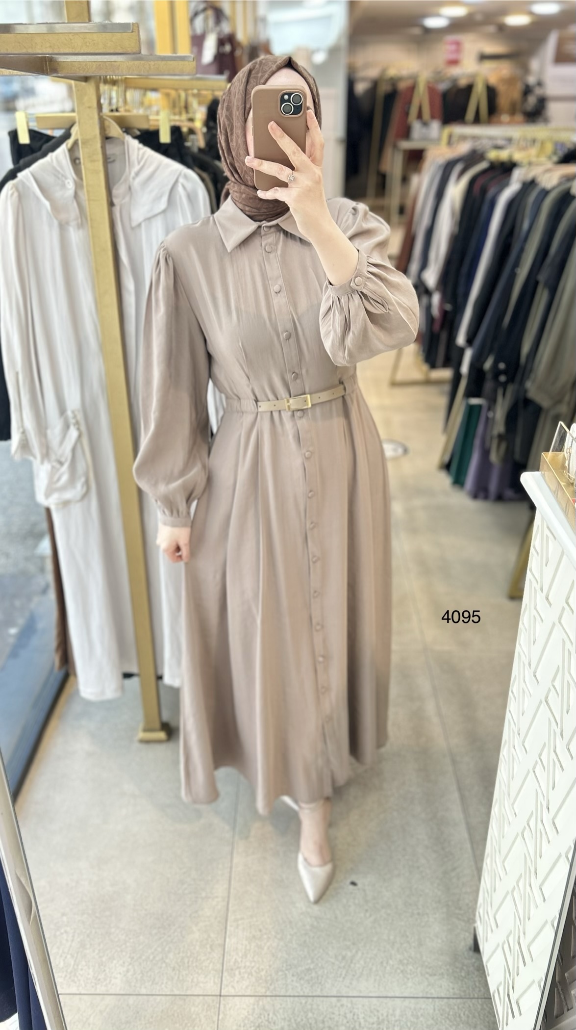 4095 Gömlek Yaka Boydan Düğmeli Kemerli Elbise