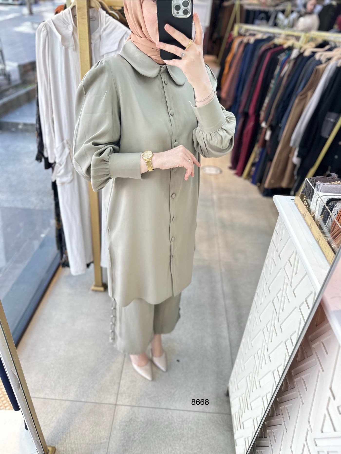 8668 Pantolonu Düğme Detaylı Takım