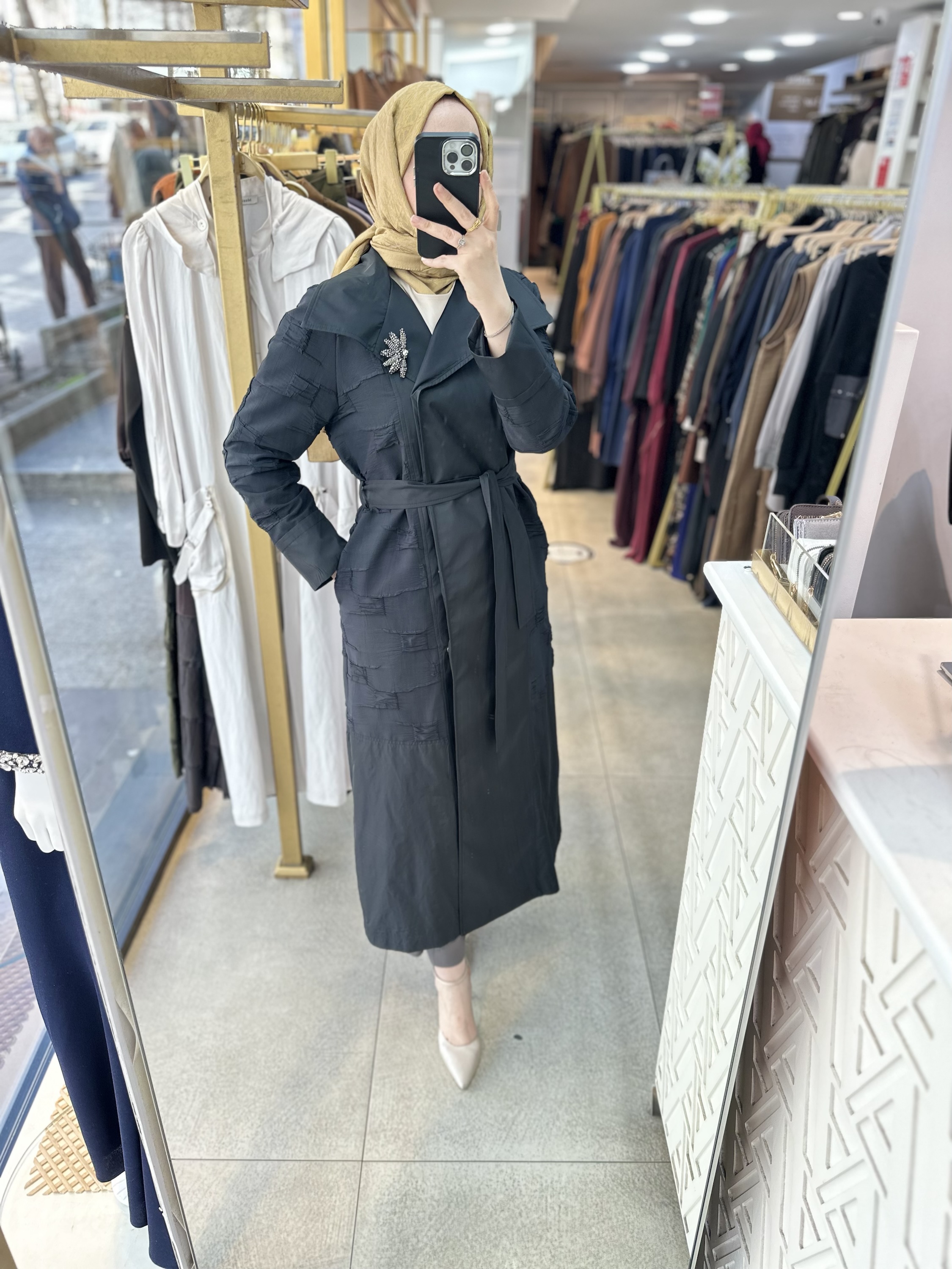 26YT803 Armine Trend Broş Detaylı Kap - Görsel 6