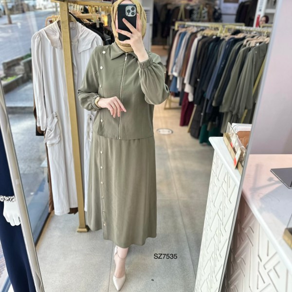 SZ7535 Düğme Detaylı Etekli Takım - Görsel 1