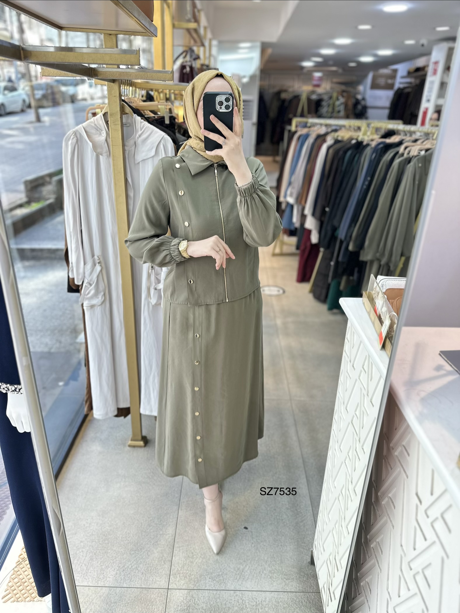 SZ7535 Düğme Detaylı Etekli Takım - Görsel 2