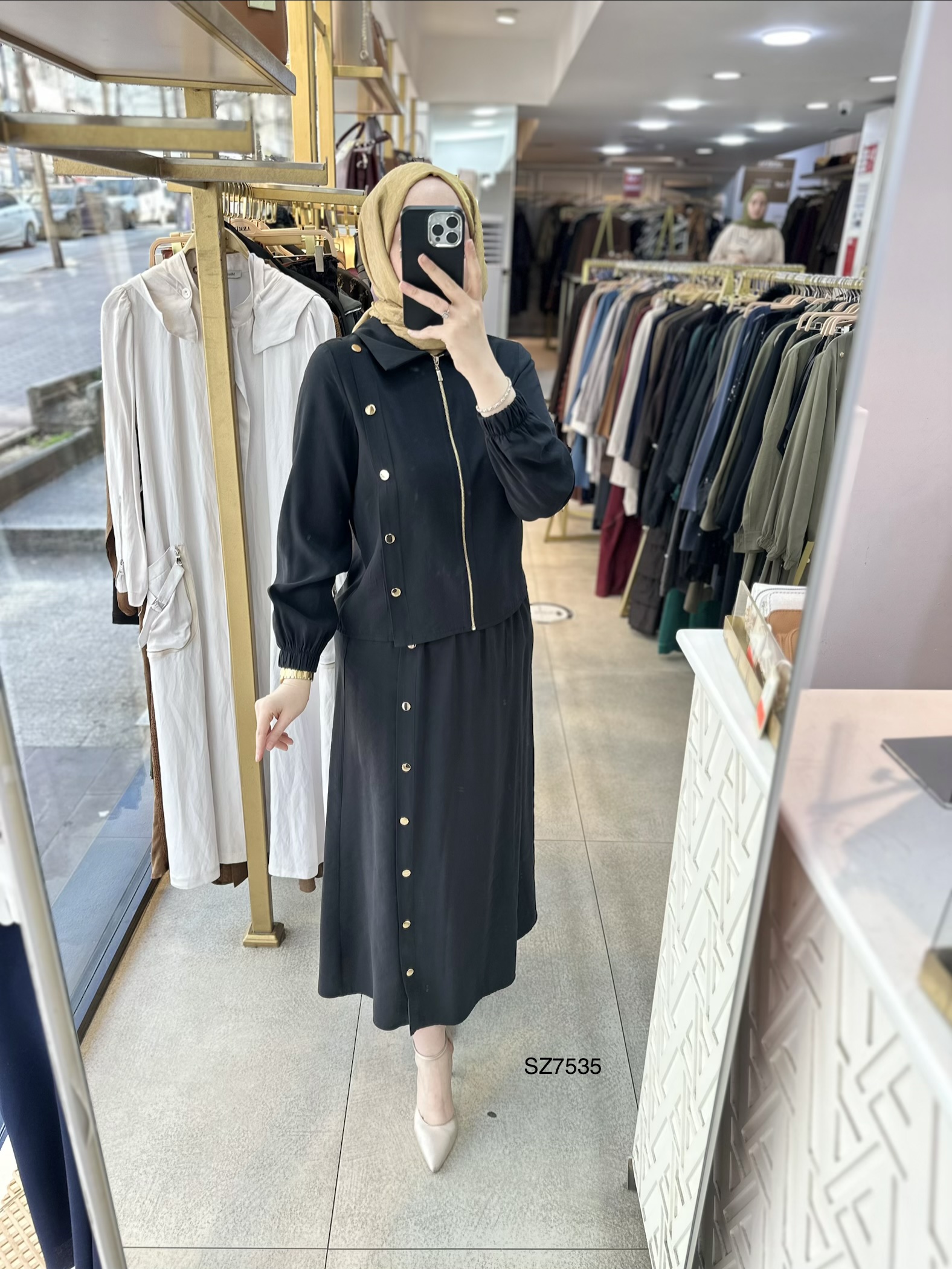 SZ7535 Düğme Detaylı Etekli Takım - Görsel 3