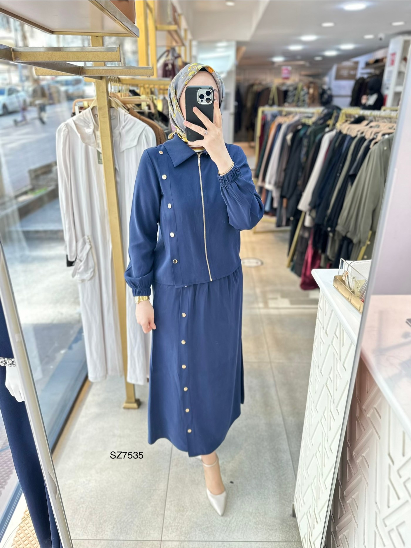 SZ7535 Düğme Detaylı Etekli Takım