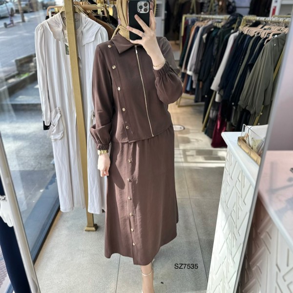 SZ7535 Düğme Detaylı Etekli Takım - Görsel 10