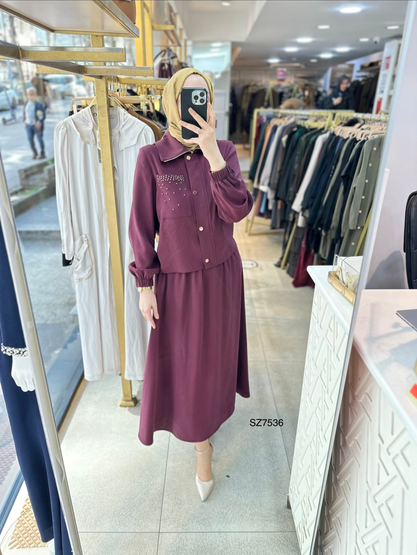 SZ7536 Taş Detaylı Etekli Takım