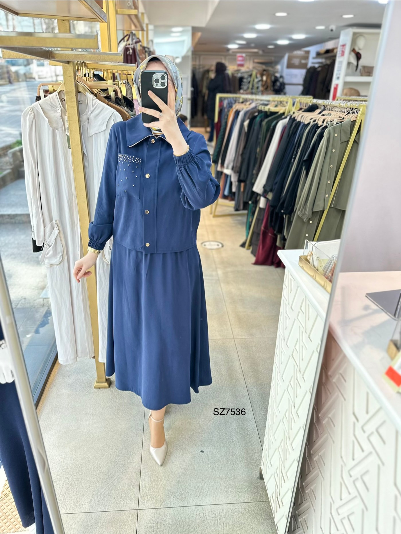 SZ7536 Taş Detaylı Etekli Takım