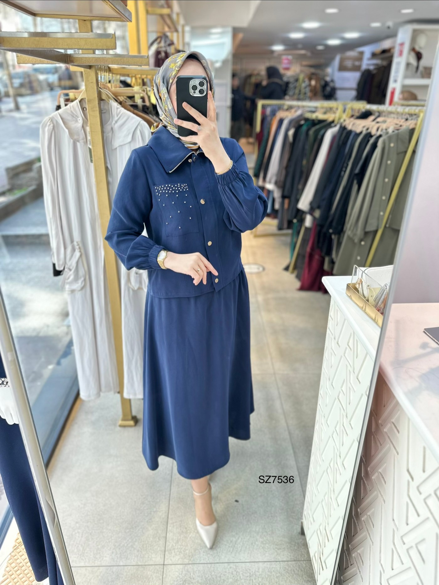 SZ7536 Taş Detaylı Etekli Takım