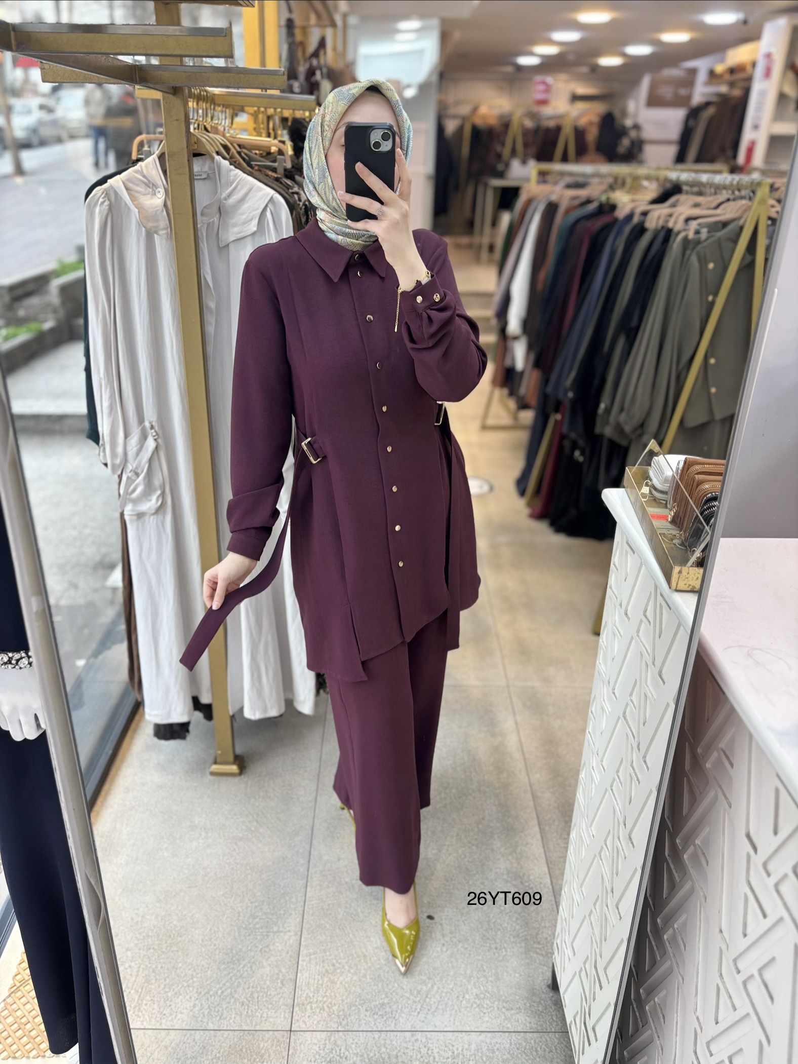 26YT609 Gömlek Yaka Düğmeli Kemerli Takım - Görsel 3