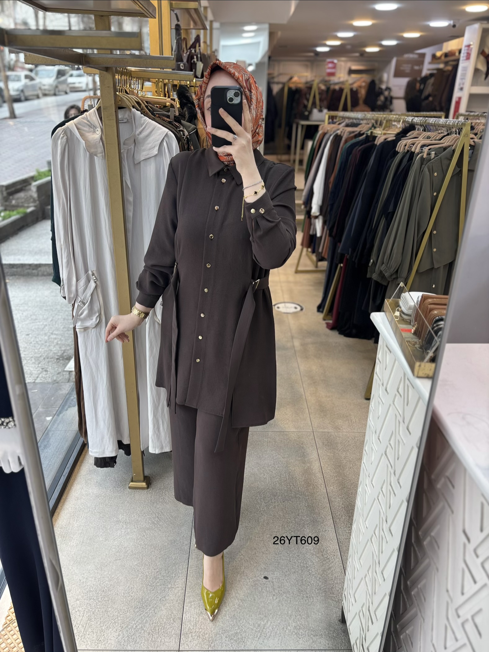 26YT609 Gömlek Yaka Düğmeli Kemerli Takım - Görsel 5